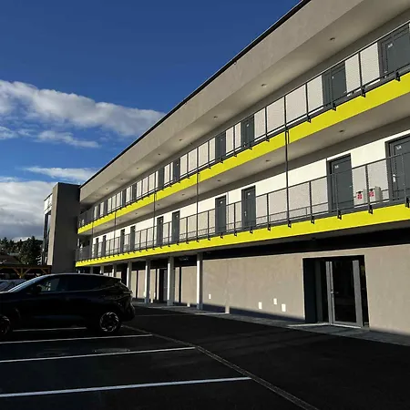 Biquarters アパート コシツェ