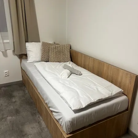 Biquarters アパート