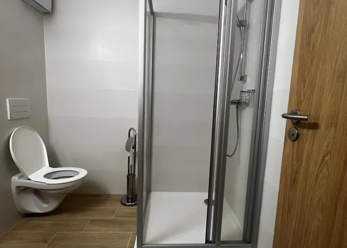 아파트 Biquarters